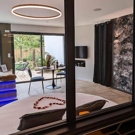 Les Suites Du Payre - Suite Passion Talmont-Saint-Hilaire Luaran gambar