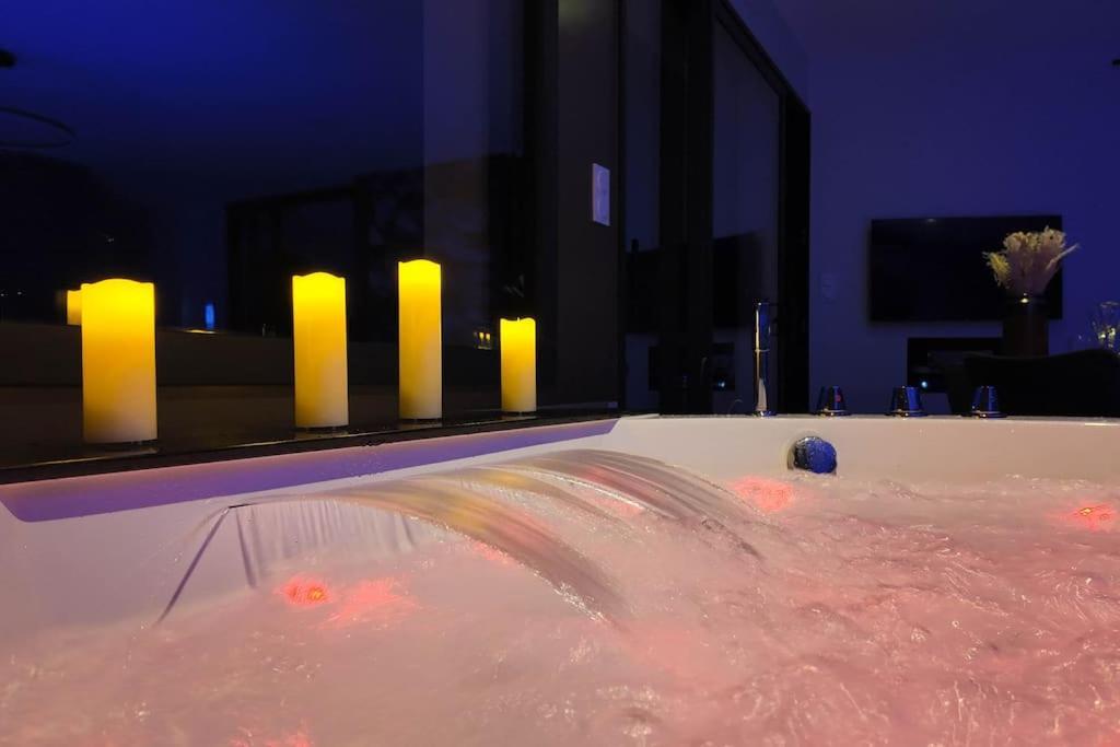 Les Suites Du Payre - Suite Passion Talmont-Saint-Hilaire Luaran gambar